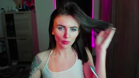 Snapshot of nicky_weekends chatting on 7, 3, 2025 Nicky Weekends online show from 7, 3, 2025