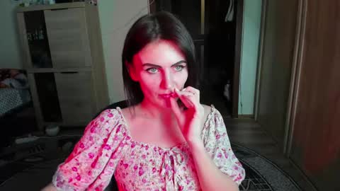 Snapshot of nicky_weekends chatting on 8, 3, 2025 Nicky Weekends online show from 8, 3, 2025