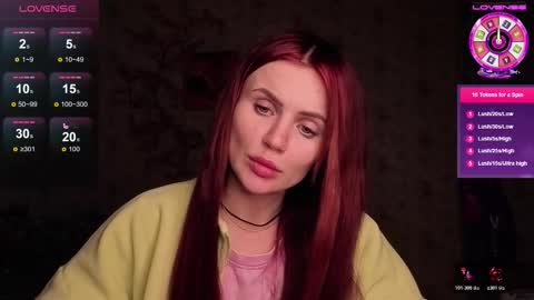 Snapshot of nicky_weekends chatting on 13, 12, 2025 Nicky Weekends online show from 13, 12, 2025