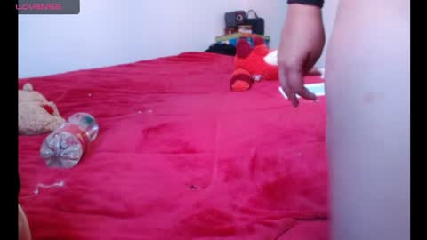 Nickyandcam online show from 7, 7, 2026
