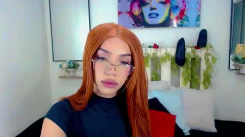 Snapshot of nickynoa chatting on 2, 2, 2025 Nicky online show from 2, 2, 2025