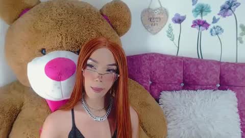 Snapshot of nickynoa chatting on 11, 2, 2025 Nicky online show from 11, 2, 2025