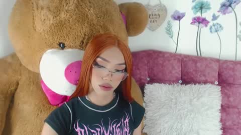 Snapshot of nickynoa chatting on 12, 2, 2025 Nicky online show from 12, 2, 2025