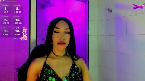 Snapshot of nickynoa chatting on 26, 9, 2025 Nicky online show from 26, 9, 2025