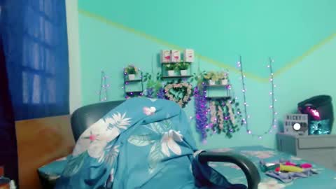 nickyribeiro online show from 8, 3, 2025