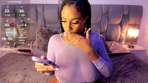 Snapshot of nickytouse chatting on 7, 12, 2024 Nicky online show from 7, 12, 2024