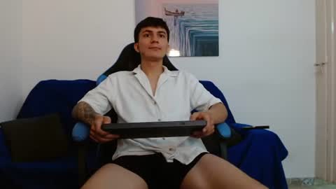 Snapshot of nico_bellini chatting on 17, 6, 2026 Nico online show from 17, 6, 2026