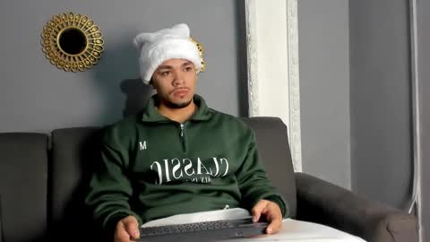 Snapshot of nico_blaze7 chatting on 2, 12, 2025 nico_blaze7 online show from 2, 12, 2025