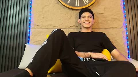 Snapshot of nico_monroet chatting on 6, 5, 2026 nico_monroet online show from 6, 5, 2026