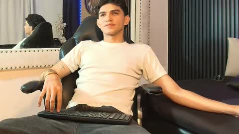 Snapshot of nico_monroet chatting on 27, 5, 2026 nico_monroet online show from 27, 5, 2026
