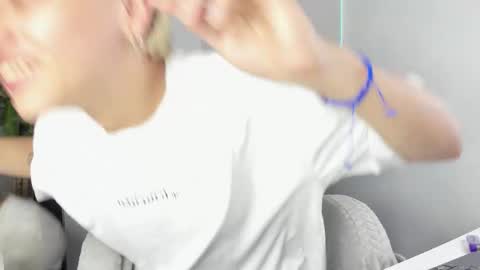 Snapshot of nico_nico_xd chatting on 19, 9, 2025 Nico online show from 19, 9, 2025