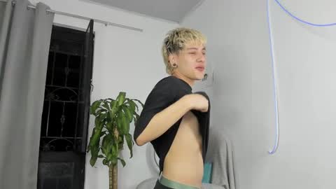 Snapshot of nico_nico_xd chatting on 6, 10, 2025 Nico online show from 6, 10, 2025