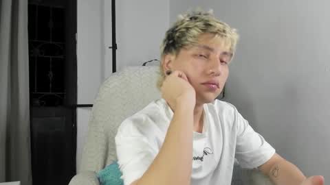 Snapshot of nico_nico_xd chatting on 7, 11, 2025 Nico online show from 7, 11, 2025