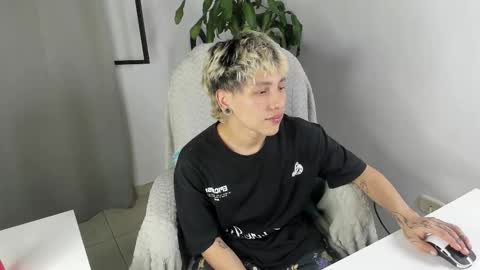 Snapshot of nico_nico_xd chatting on 8, 11, 2025 Nico online show from 8, 11, 2025