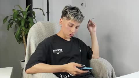 Snapshot of nico_nico_xd chatting on 16, 11, 2025 Nico online show from 16, 11, 2025