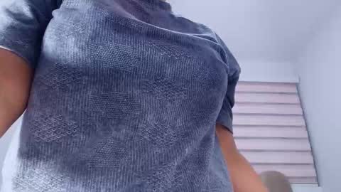 Snapshot of nicol_ferrer chatting on 8, 1, 2026 Nicol online show from 8, 1, 2026