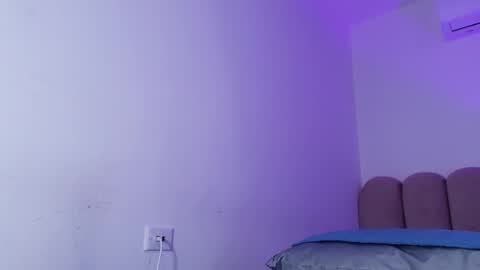 Snapshot of nicol_ferrer chatting on 10, 3, 2026 Nicol online show from 10, 3, 2026