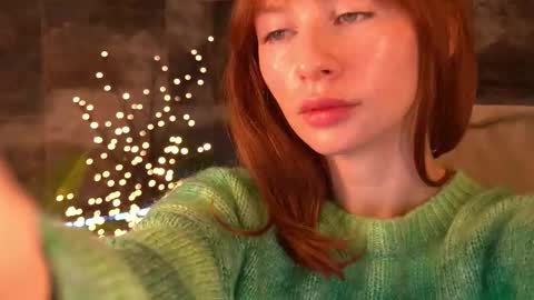 Snapshot of nicol_moonn chatting on 15, 12, 2025 Nicol Moonn online show from 15, 12, 2025