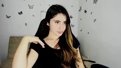 Snapshot of nicol_swift_ chatting on 11, 1, 2025 Nicol online show from 11, 1, 2025