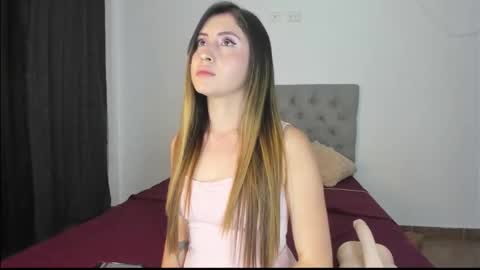 Snapshot of nicol_swift_ chatting on 8, 2, 2025 Nicol online show from 8, 2, 2025