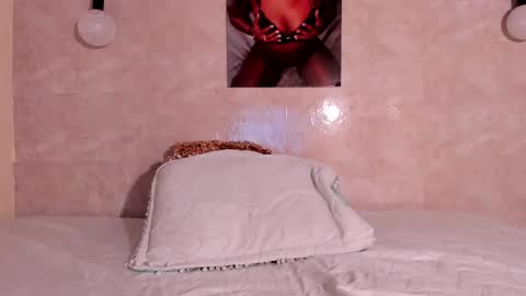 Snapshot of nicol_villa_ chatting on 20, 2, 2025 Nicol Villa online show from 20, 2, 2025