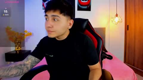 nicolas_james_sc online show from 25, 9, 2025