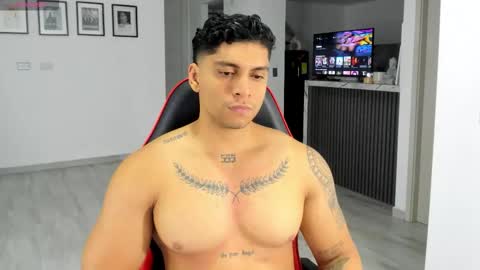 Snapshot of nicolas_montoya chatting on 6, 11, 2025 nicolas_montoya online show from 6, 11, 2025