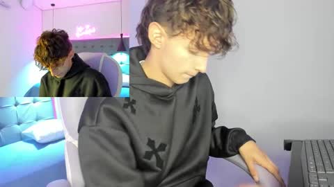 Snapshot of nicolasferrer18 chatting on 2, 12, 2025 nicolasferrer18 online show from 2, 12, 2025