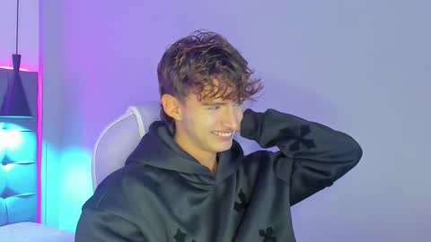 Snapshot of nicolasferrer18 chatting on 5, 12, 2025 nicolasferrer18 online show from 5, 12, 2025