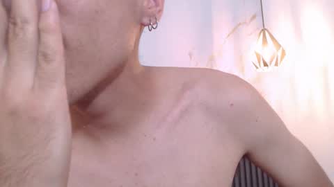 Snapshot of nicolasfine chatting on 21, 11, 2025 nicolasfine online show from 21, 11, 2025