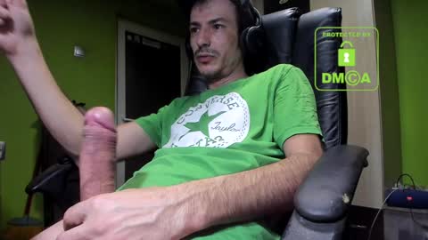 Snapshot of nicolasguy chatting on 4, 2, 2025 L. Nicolas online show from 4, 2, 2025