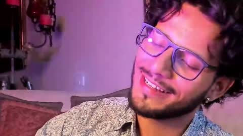 nicolasrodrii online show from 30, 1, 2025