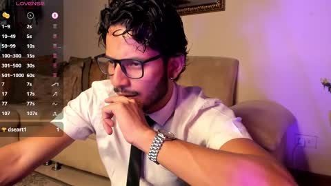 nicolasrodrii online show from 6, 2, 2025