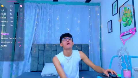 Snapshot of nicolastorres__ chatting on 14, 7, 2026 nicolastorres__ online show from 14, 7, 2026