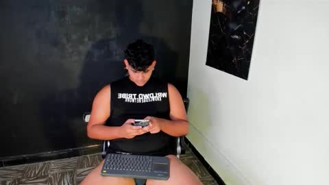 Snapshot of nicole_and_thiago1 chatting on 1, 3, 2026 nicole_and_thiago1 online show from 1, 3, 2026