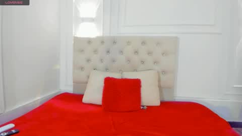 nicole_and_thiago1 online show from 30, 5, 2026