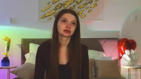 Nicole online show from 12, 3, 2026