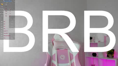 Snapshot of nicole_charm chatting on 8, 12, 2024 GMT7TueWedThSu 0300am-0900am. Sa 1000am-0400pm online show from 8, 12, 2024