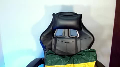 Snapshot of nicole_kiss01 chatting on 6, 2, 2025 nicole_kiss01 online show from 6, 2, 2025