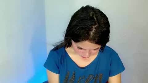 Snapshot of nicole_kiss01 chatting on 3, 10, 2025 nicole_kiss01 online show from 3, 10, 2025