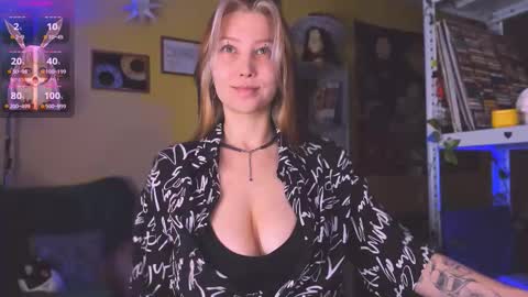 Nicole online show from 6, 10, 2025
