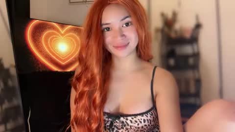 Snapshot of nicolecellini chatting on 19, 10, 2025 NICOLE online show from 19, 10, 2025