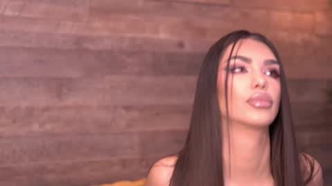 Snapshot of nicoledevin chatting on 9, 10, 2025 Nicole online show from 9, 10, 2025