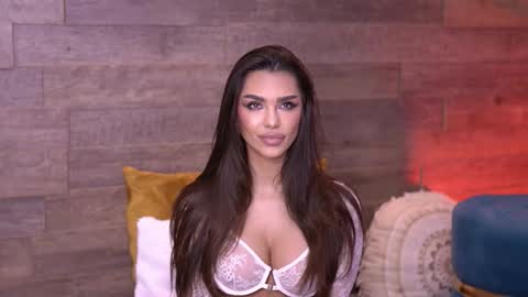 Snapshot of nicoledevin chatting on 6, 11, 2025 Nicole online show from 6, 11, 2025