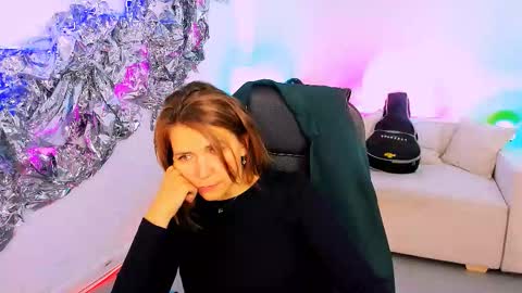 Snapshot of nicolehits chatting on 9, 9, 2025 nicolehits online show from 9, 9, 2025