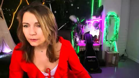 nicolehits online show from 3, 3, 2026