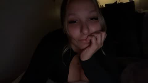 nicolelovesyou444 online show from 17, 6, 2026