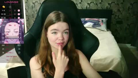 NicoleMeew online show from 10, 11, 2025