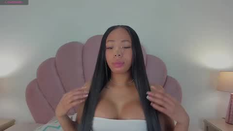 NICOLE online show from 20, 9, 2025