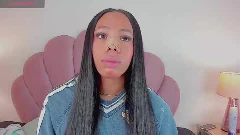 NICOLE online show from 6, 10, 2025